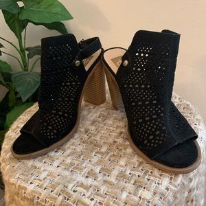 DV Open Toe Black & Brown Heels With Side Buckle